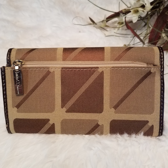 Nine & Co. Wallet - Picture 2 of 3